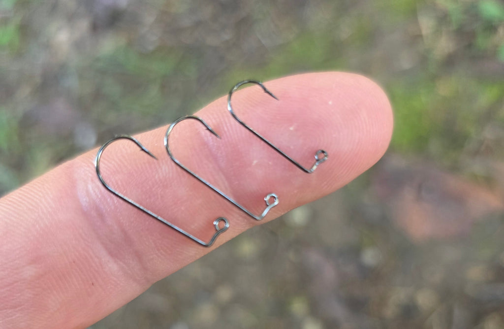 Fine wire 90° jig head hook. Excelent dropshot hook.